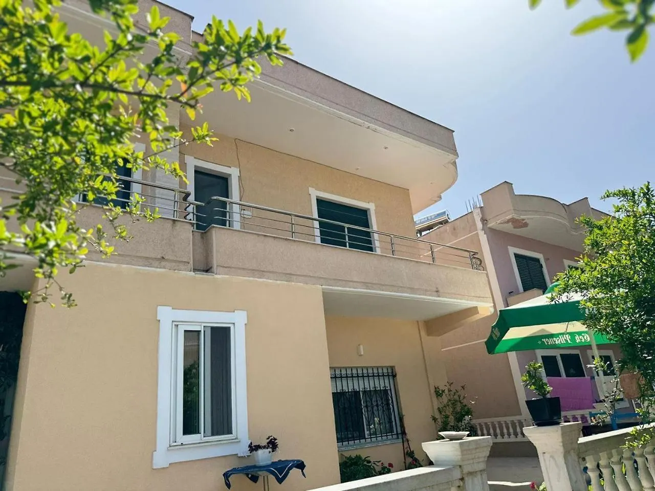 Amel'S Apartments Comfortable Family Stay Near Orikum Beach