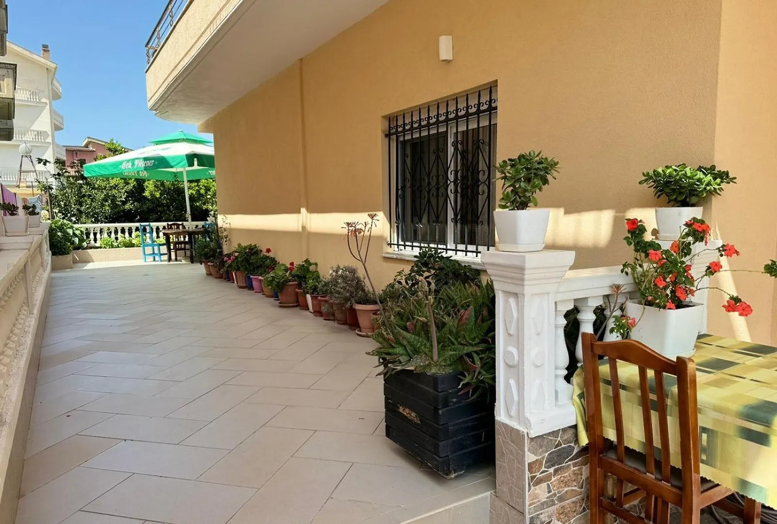 Amel'S Apartments Comfortable Family Stay Near Orikum Beach