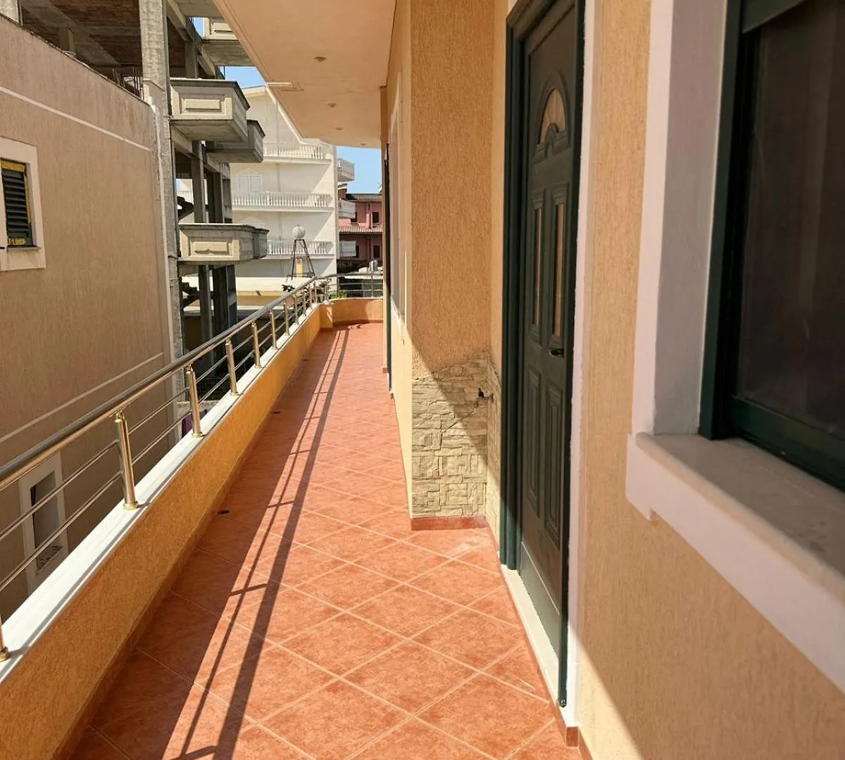 Amel'S Apartments Comfortable Family Stay Near Orikum Beach 阿尔巴尼亚