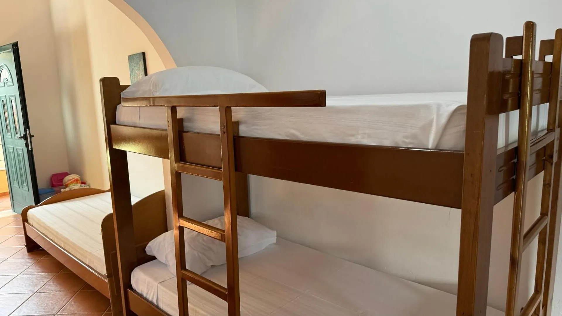 Amel'S Apartments Comfortable Family Stay Near Orikum Beach