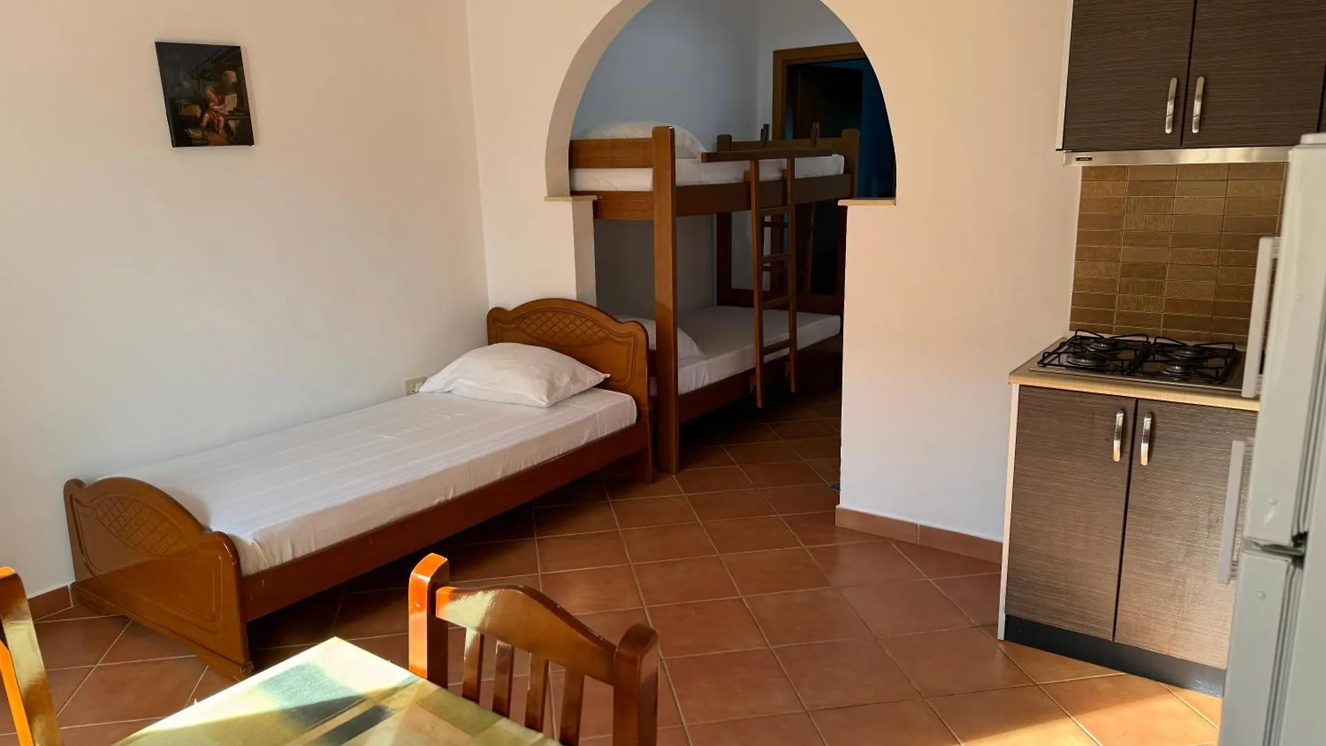 Amel'S Apartments Comfortable Family Stay Near Orikum Beach 0*,