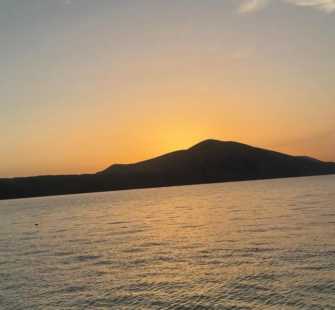 Amel'S Apartments Comfortable Family Stay Near Orikum Beach Albania