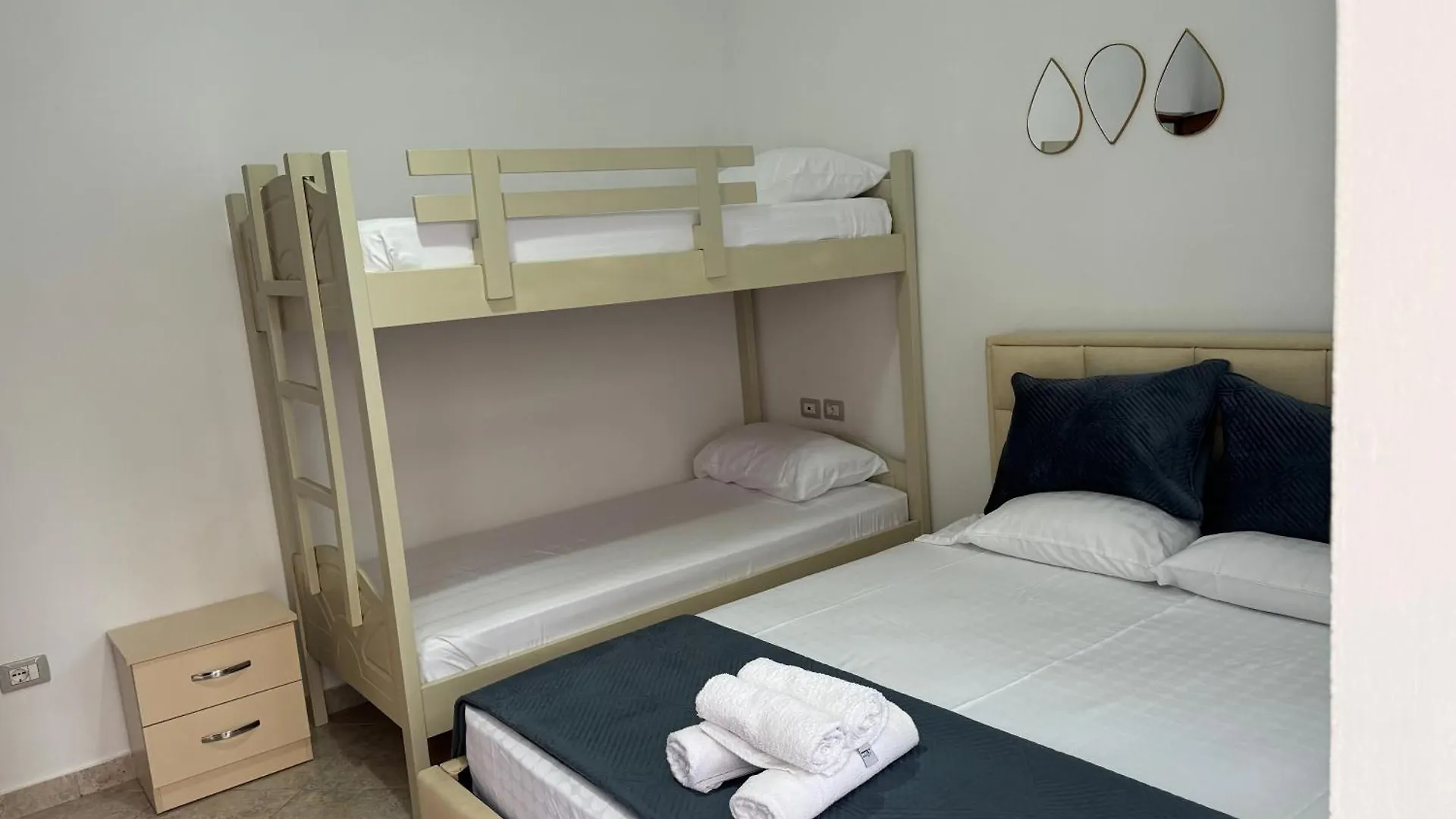 Amel'S Apartments Comfortable Family Stay Near Orikum Beach