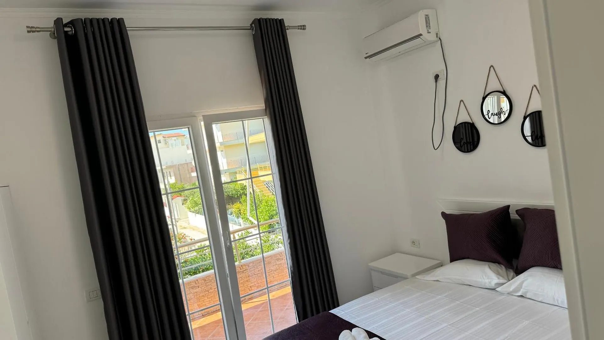 Amel'S Apartments Comfortable Family Stay Near Orikum Beach 阿尔巴尼亚