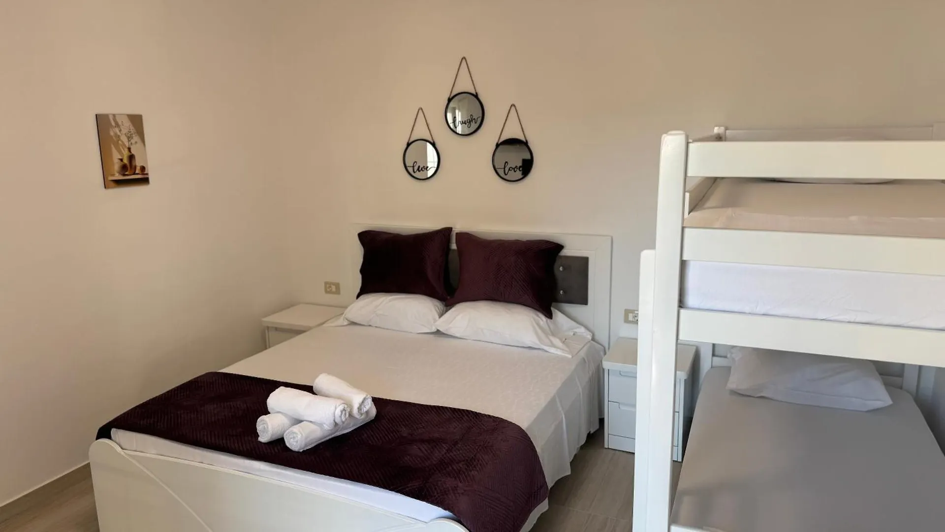 Amel'S Apartments Comfortable Family Stay Near Orikum Beach