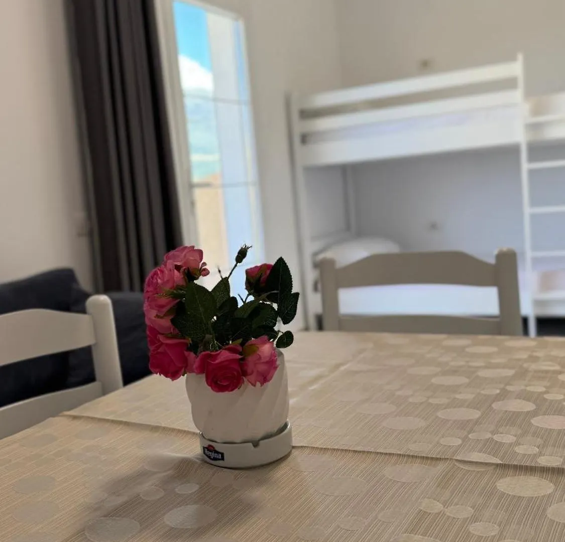 Amel'S Apartments Comfortable Family Stay Near Orikum Beach